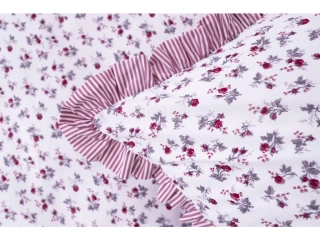 Bavlněné povlečení BORDÓ KYTIČKA / RŮŽOVÝ PROUŽEK S KANÝREM 140×200 + 70×90 cm